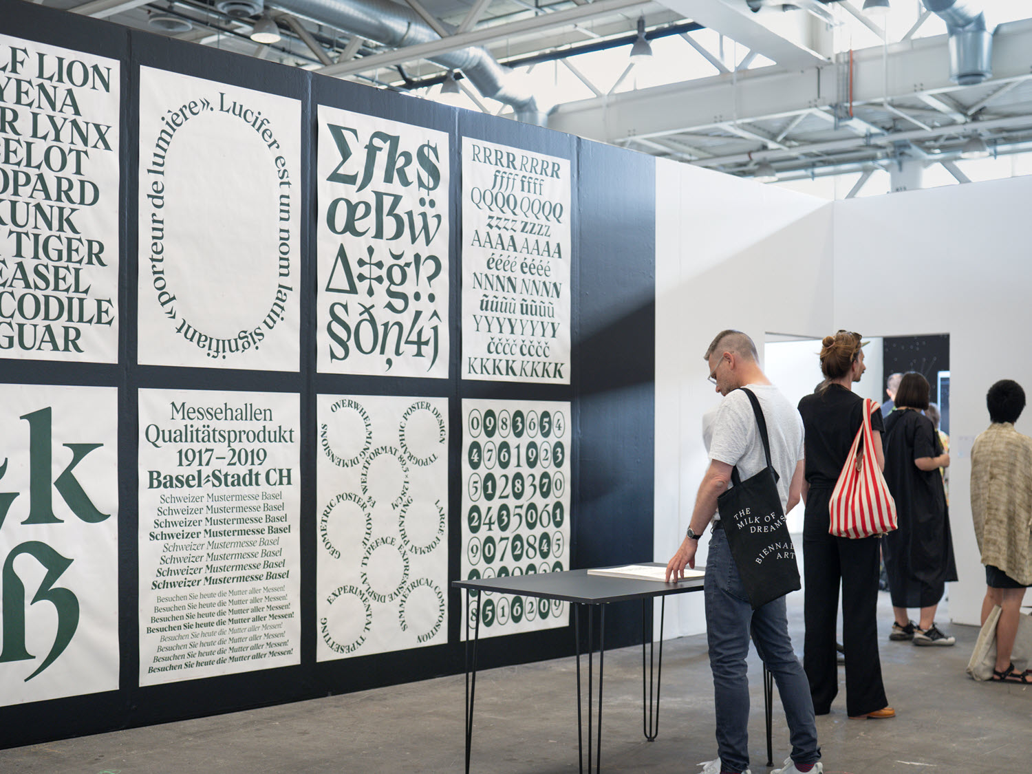 Exhibition view (Nguyen Gobber)